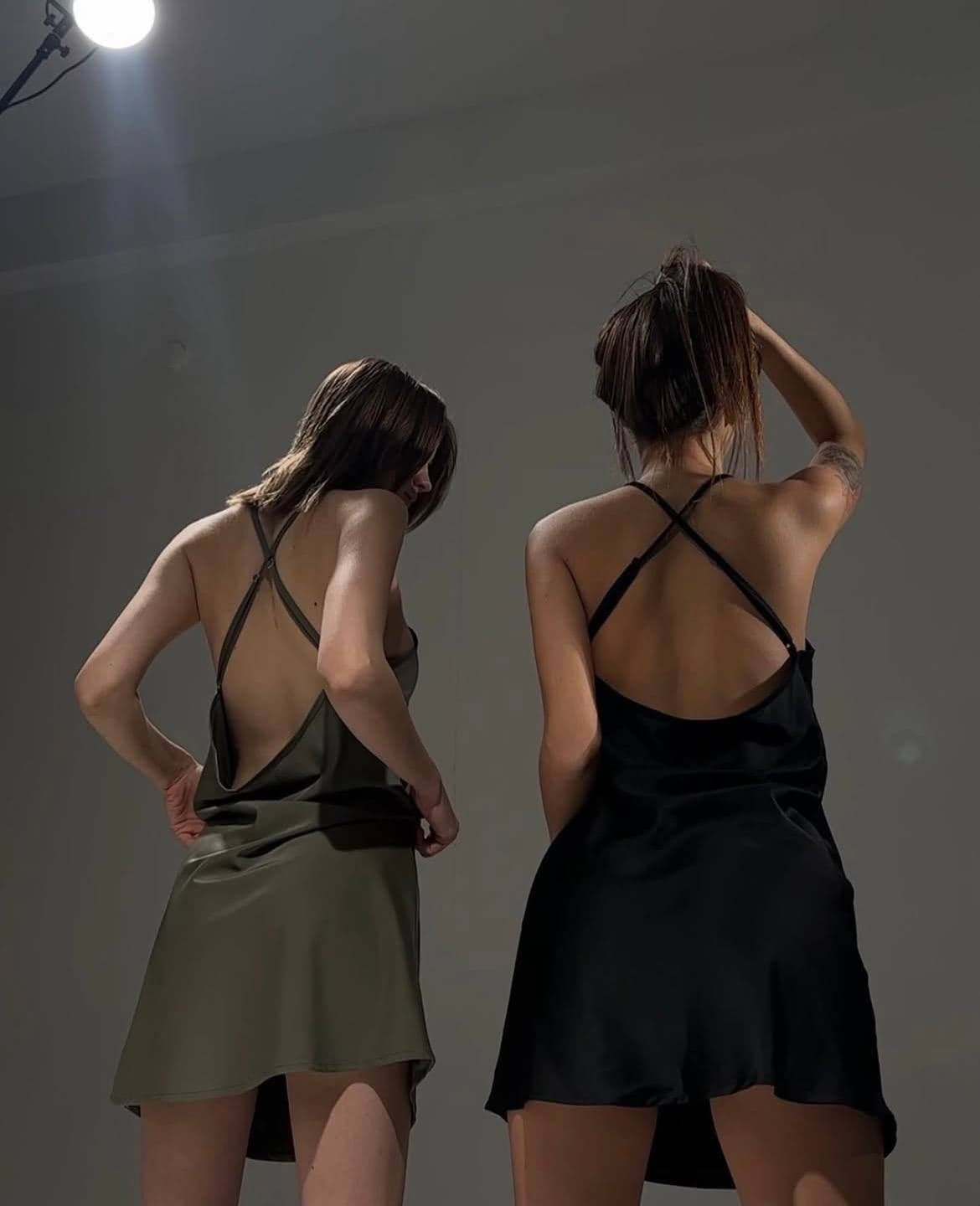 Платье-комбинация Silk, цвет Black — кадр 3